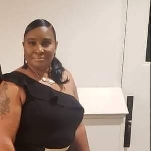 Meet your Posher, Yolanda